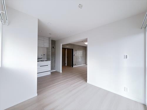 ダイニングキッチン約8帖