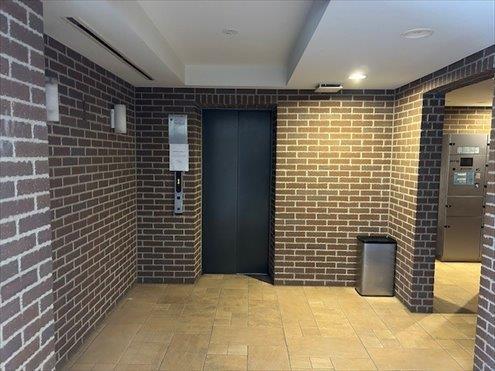 1階エレベーター