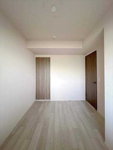 北側洋室約5帖