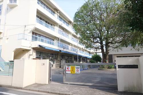 武蔵野市立第四小学校(460ｍ)