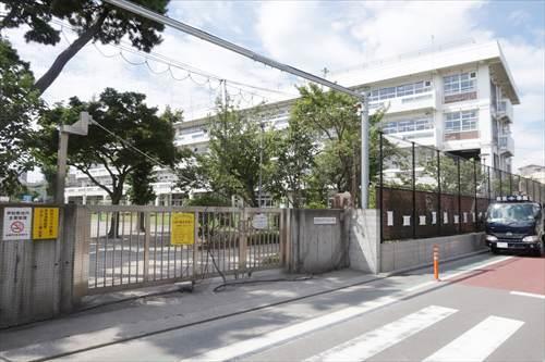 武蔵野市立第三小学校(880m) 武蔵野市立第三小学校(880m)