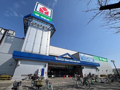 ヤマダデンキ府中店(700m)