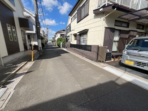 前面道路(2026年8月撮影)