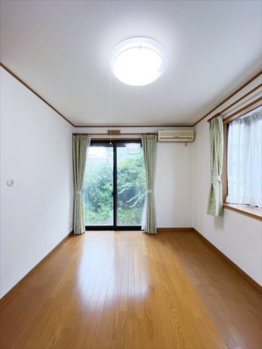 二階洋室約6.1帖
