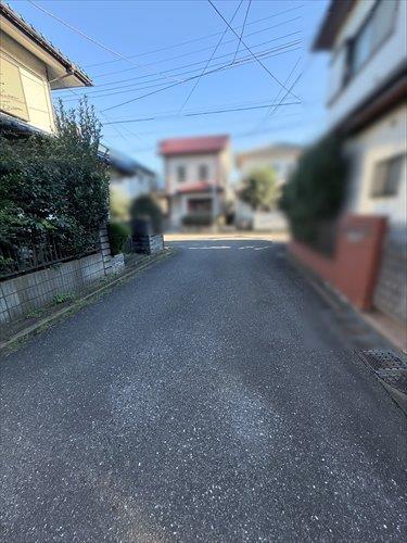 前面道路(2026年10月撮影)