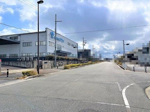 前面道路(2026年2月撮影)