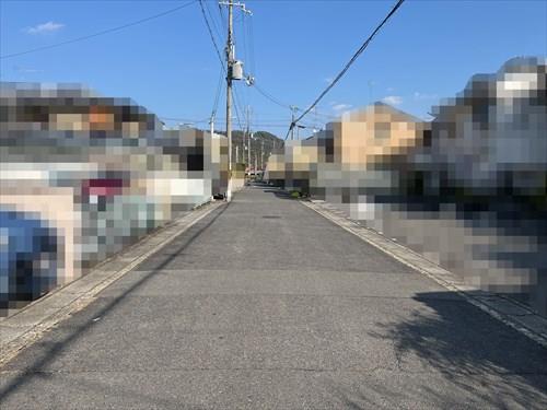 北側道路(西から東を撮影)