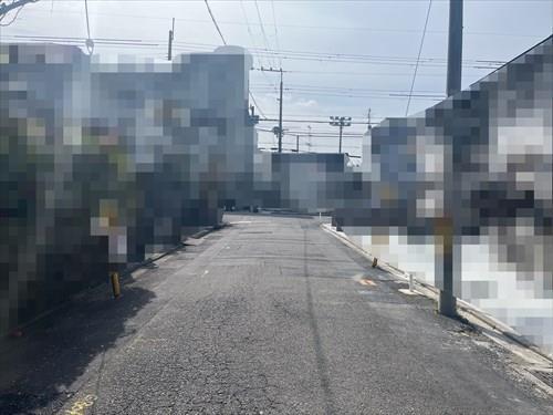 前面道路(北から南を撮影)