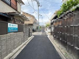 ㉘東側前面道路(北向き)