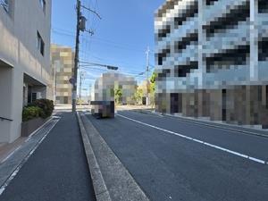 ㉖東側前面道路(北向き)