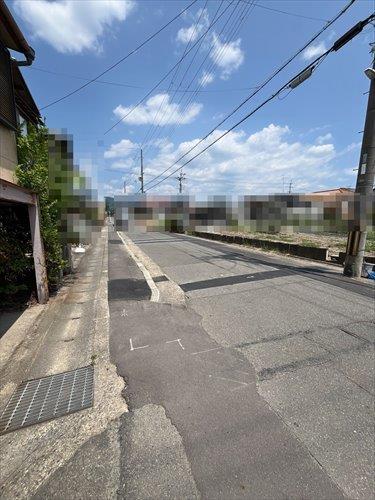 東側道路