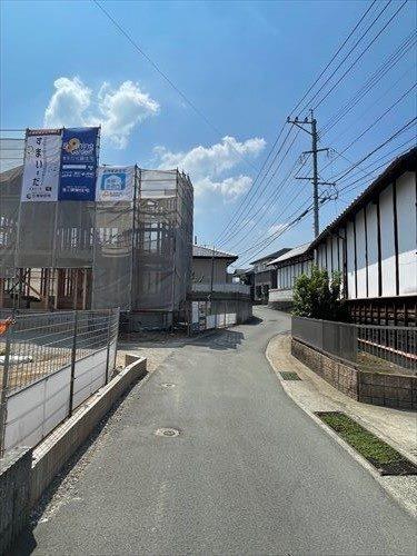 前面道路　撮影日：2024年8月