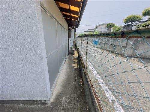 敷地内北西部分