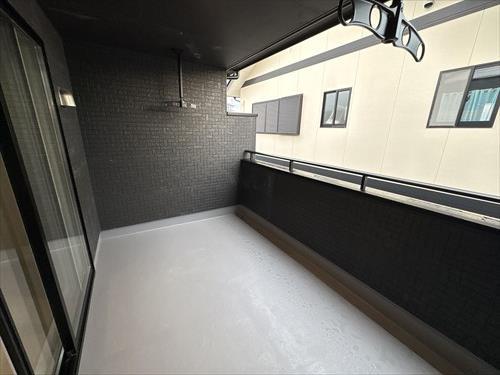 ベランダ（2025年11月撮影）