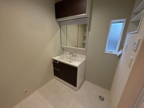 洗面所（2025年11月撮影）