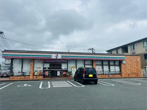 セブンイレブン熊本山ノ神店（300ｍ）