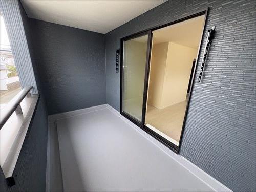 ベランダ（2025年11月撮影）