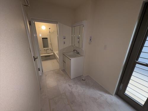 洗面所（2025年11月撮影）