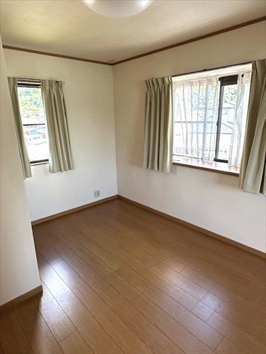 ２階東側洋室１