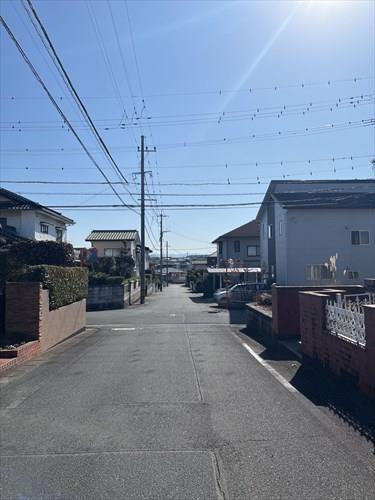 北東側前面道路 2