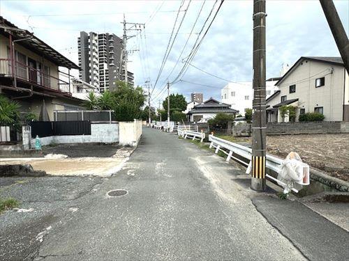 北側道路　※2025年11月撮影