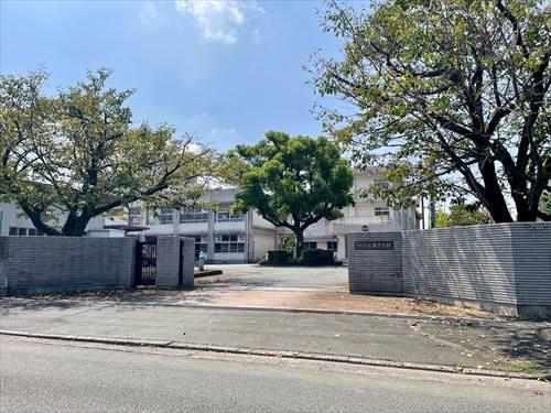 熊本市立武蔵中学校まで徒歩11分