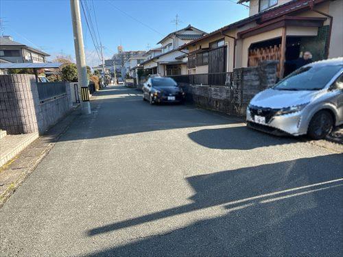 前面道路　撮影日：2025年12月