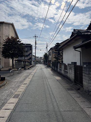 南東側前面道路 2