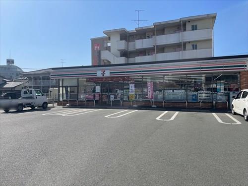 セブンイレブン熊本島崎2丁目店迄420ｍ