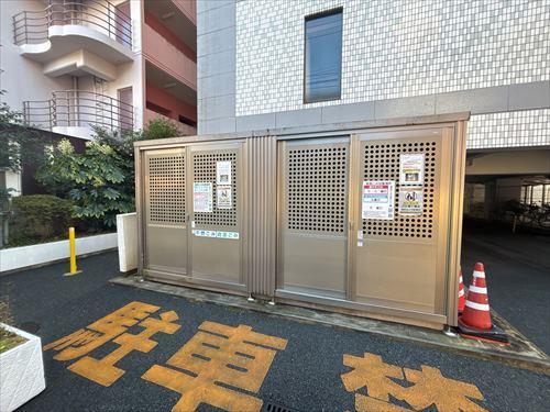 ゴミ捨て場