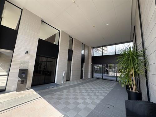 エントランス①