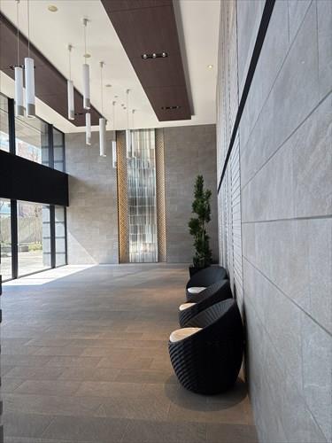 エントランス②