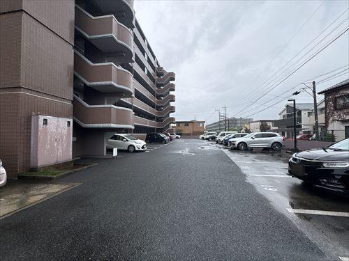 駐車場（2026年4月撮影）