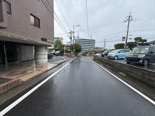前面道路（2026年4月撮影）