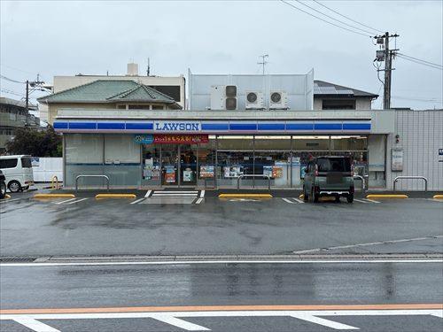 ローソン熊本長嶺南六丁目店（230ｍ）