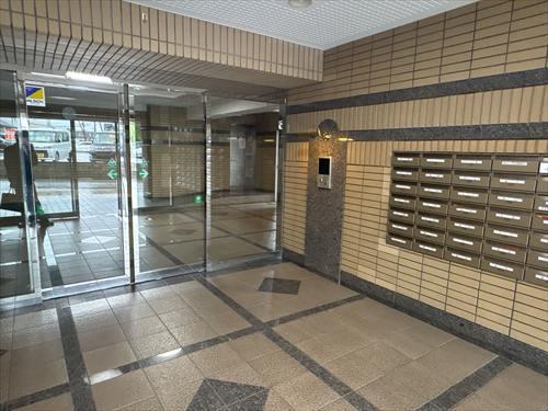 エントランス（2026年4月撮影）