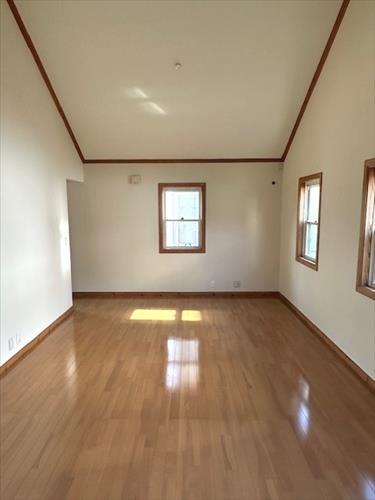 室内写真東側（南⇒北）