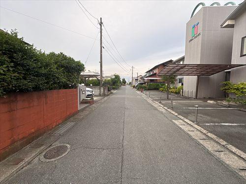 前面道路（2026年6月撮影）