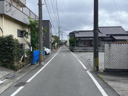 前面道路(北側から撮影) 前面道路(北側から撮影)