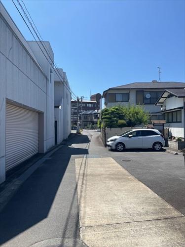 南側前面道路 1（2026年6月撮影）