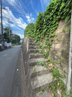 階段　2026年7月撮影