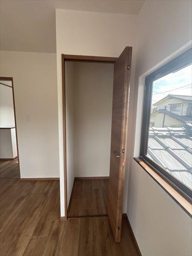 2階南側洋室クローゼット