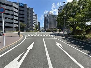 前面道路(2026年7月撮影)
