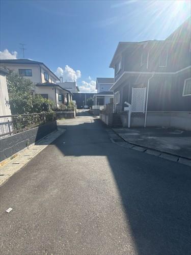 東側前面道路①