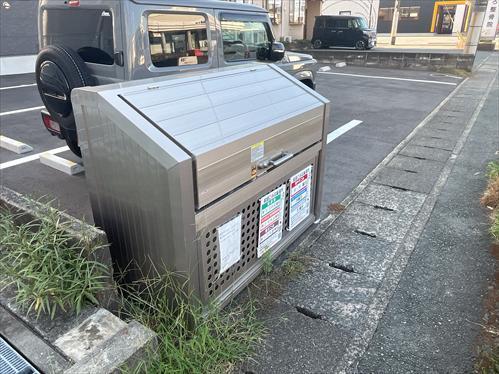 ごみ置場