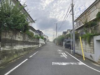 北側前面道路