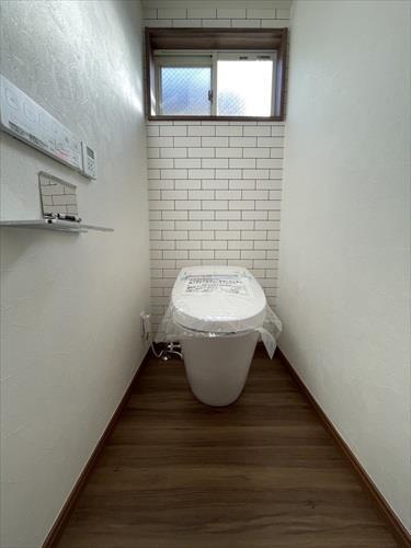 トイレ（2階）