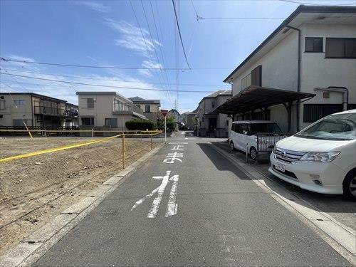 前面道路（南側）