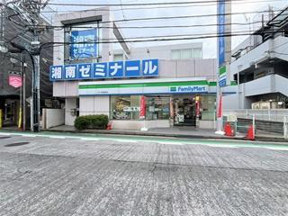 ファミリーマート横浜富岡西七丁目店