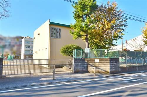 横浜市立桜岡小学校まで370ｍ